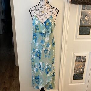Gloria Vanderbilt Asymmetrical Dress in Blue and Green Floral